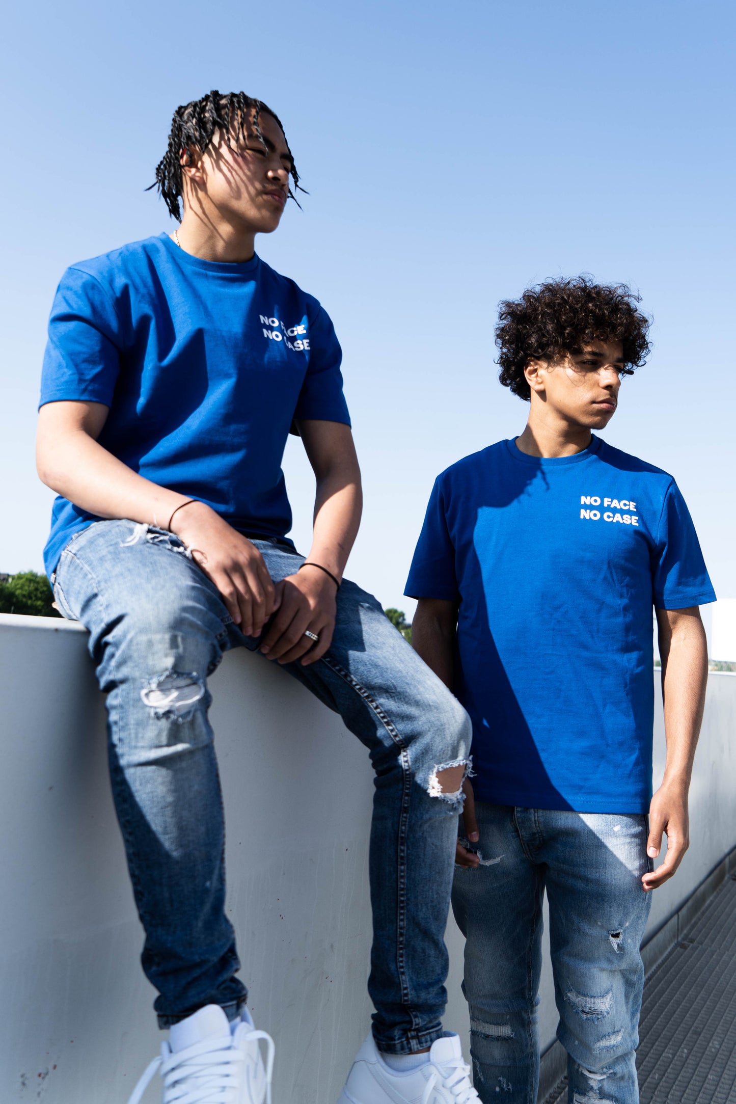 NO FACE NO CASE CLASSIC BLUE