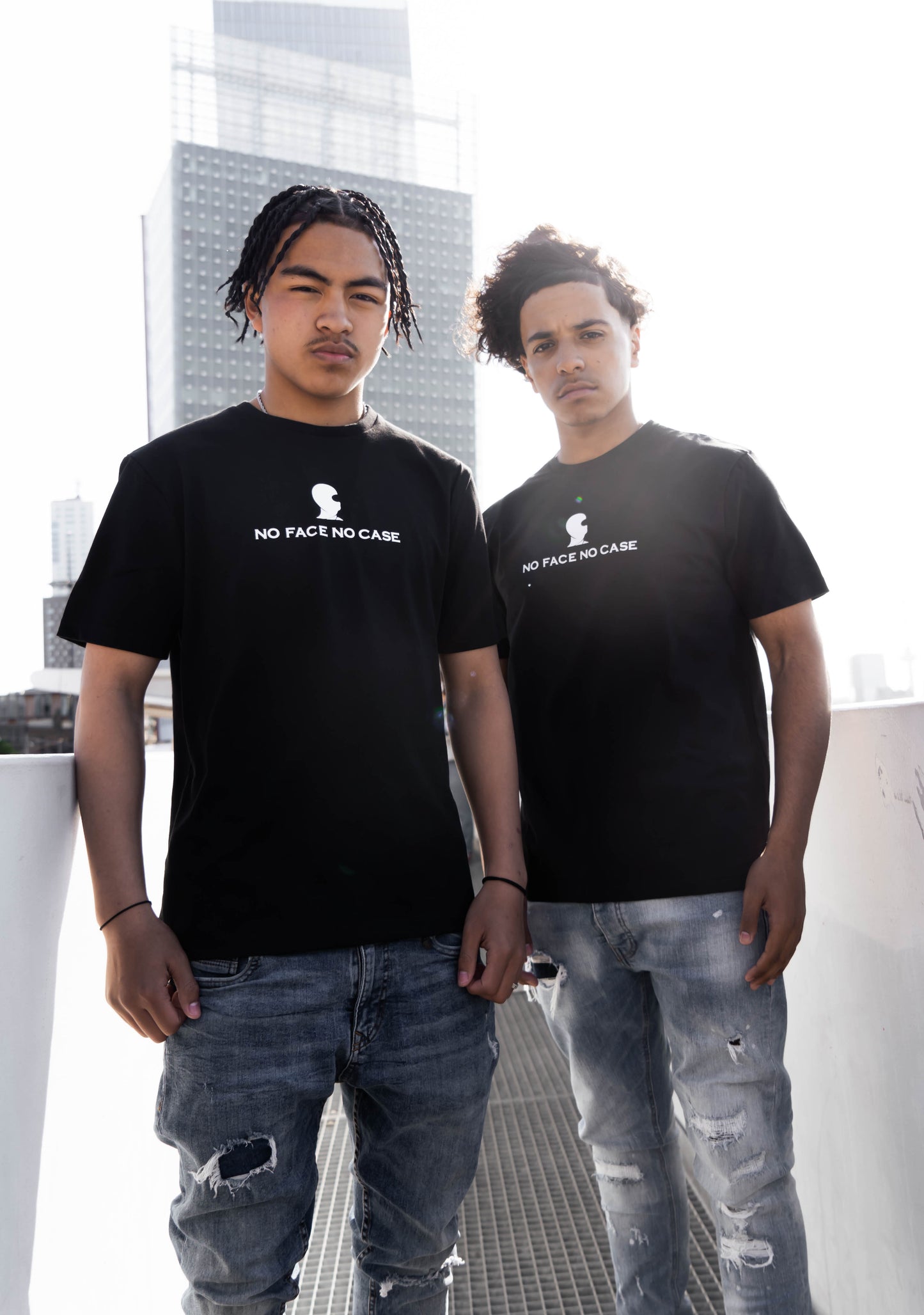 NO FACE NO CASE ENDLESS T-SHIRT BLACK